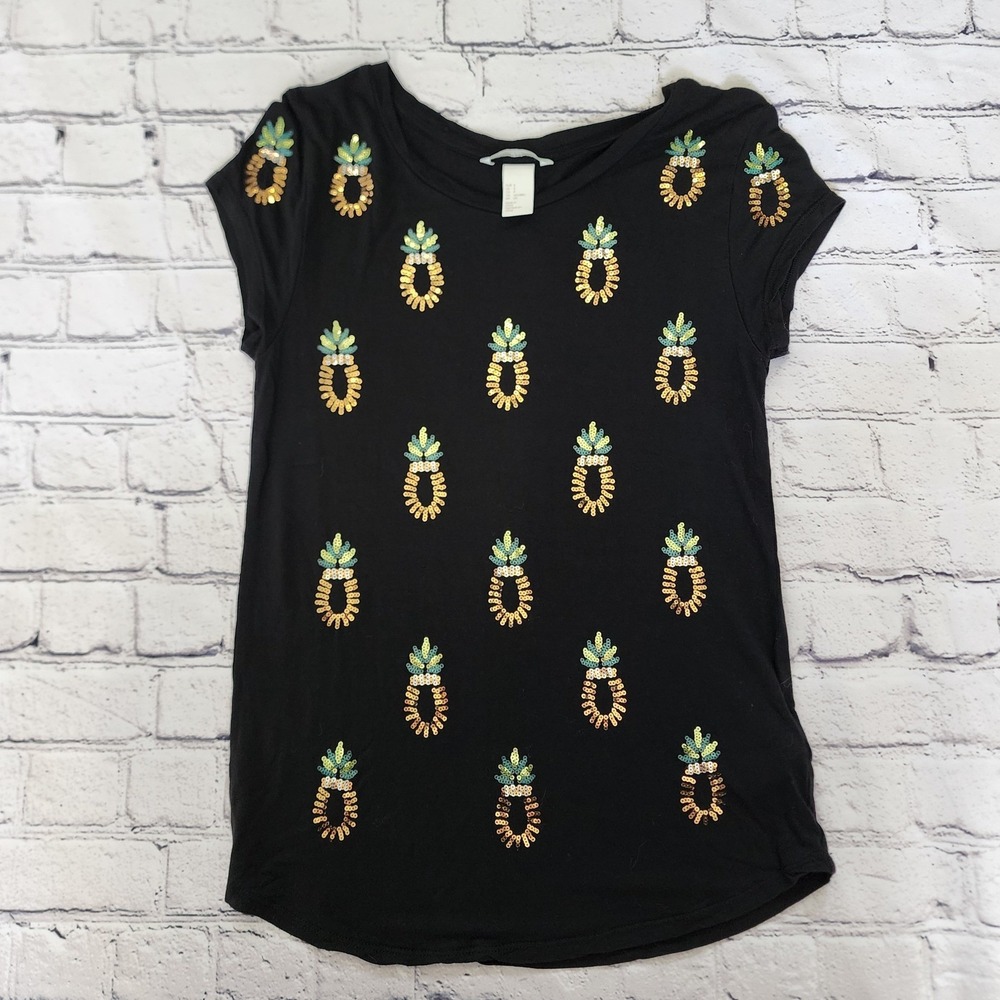 H&M Women's Size S Black Sequin Pineapple Short Sleeve T-Shirt